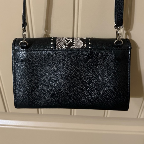 Brighton crossbody black leather wallet clutch in excellent condition Adj strap - Picture 2 of 8